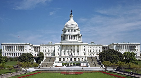 Конгресс США одобрил рекордный военный бюджет на $901 млрд