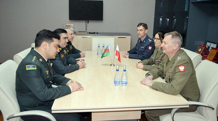 Азербайджан и Польша обсудили сотрудничество в сфере военной медицины