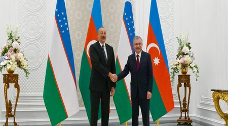 Şavkat Mirziyoyev İlham Əliyevi təbrik edib