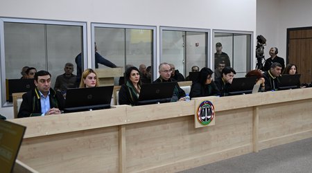 Ermənistan vətəndaşlarının məhkəməsi təqsirləndirilən şəxslərin son söz çıxışları ilə davam etdirilib