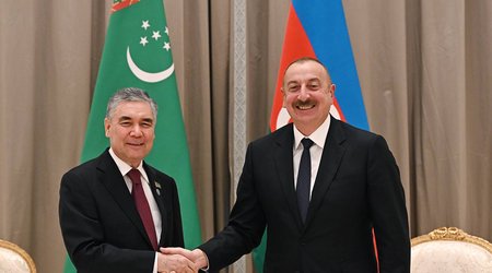 Qurbanqulu Berdiməhəmmədov İlham Əliyevi təbrik edib