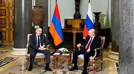 Пашинян благодарит и Путина