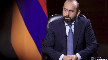 Azərbaycan benzinini almaq Ermənistan vətəndaşları üçün çox sərfəlidir - Mirzoyan