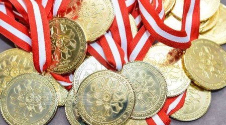 Bu il neçə şagird qızıl medal qazanıb? - Rəsmi