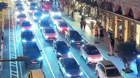 Bakının bir sıra yollarında nəqliyyatın sıxlığı yaranıb - Yenilənib