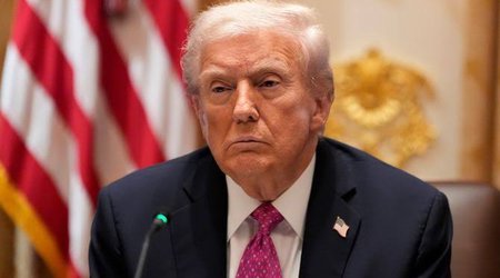 Трамп заявил, что продолжит добиваться снижения цен на нефть
