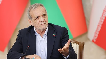 Президент Ирана Пезешкиан взял ответственность за протесты на себя