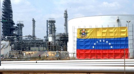 Начался дележ венесуэльской нефти