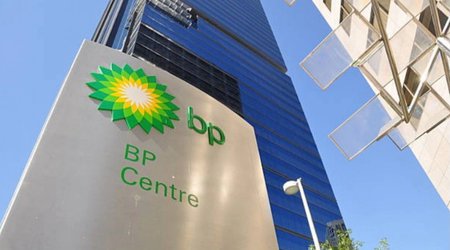 BP dünyada ilk dəfə "Xankəndi" gəmisi ilə Xəzərdəki sualtı quyulara xidmət göstərməyə başlayır