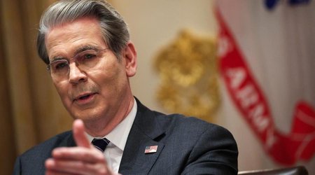 Бессент: США могут снять еще часть санкций с Венесуэлы на следующей неделе