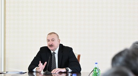 Алиев: ливни парализуют городской транспорт