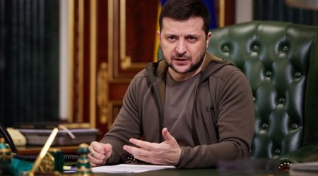 Zelenski Ukraynanın enerji sektorunda fövqəladə vəziyyət elan edib