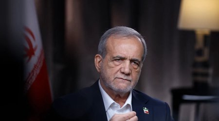 Пезешкиан пригрозил: посягательство на Хаменеи приравнено к войне