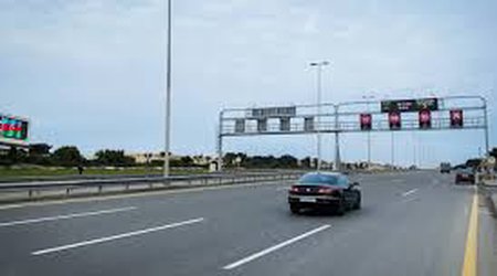 Ödənişli avtomagistrallarda sürət həddi müəyyənləşir
