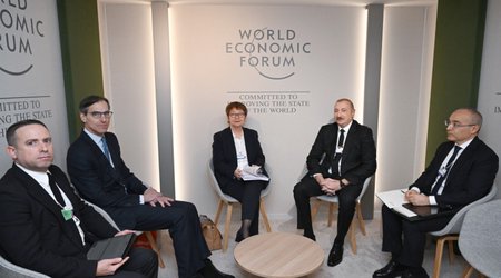 İlham Əliyev Davosda Avropa Yenidənqurma və İnkişaf Bankının prezidenti ilə görüşüb