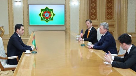Американский десант в Туркменистане