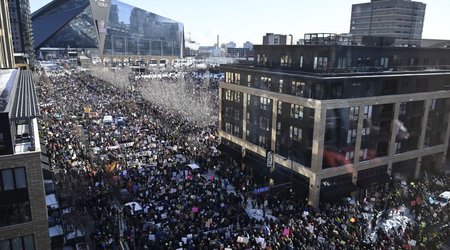 Трамп смягчил позицию после стрельбы в Миннеаполисе