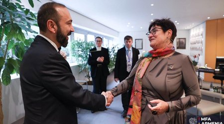 Mirzoyan AŞPA rəhbəri ilə İrəvan və Bakı arasında sülh prosesindən danışıb