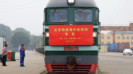 Китай запустил новый железнодорожный маршрут грузоперевозок в Баку