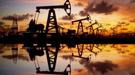 Central bank forecasts oil at $64 per barrel, gas at $269 per 1,000 cubic metres