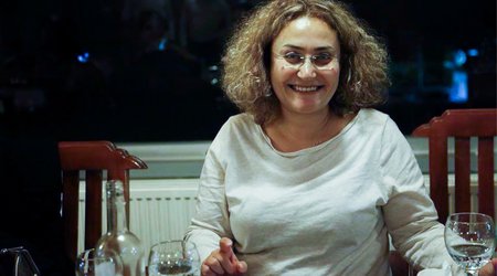 “Böyük Seva” kimi tanınan jurnalist əməliyyatdan sonra palataya köçürülüb