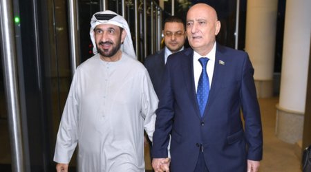 Ərəb Parlamentinin prezidenti Azərbaycana səfərə gəlib