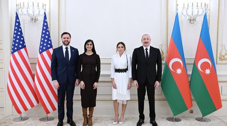 Prezident və xanımı Vens ailəsi ilə- Fotolar