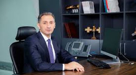 Nazir: rəqəmsal iqtisadiyyat ənənəvi iqtisadiyyatı üstələyir