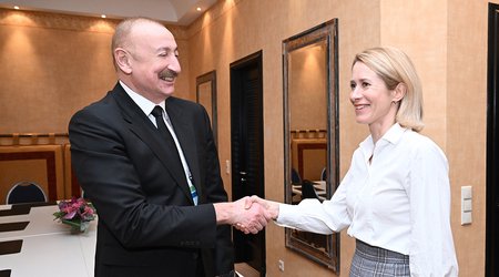 İlham Əliyev Kaya Kallasla görüşüb