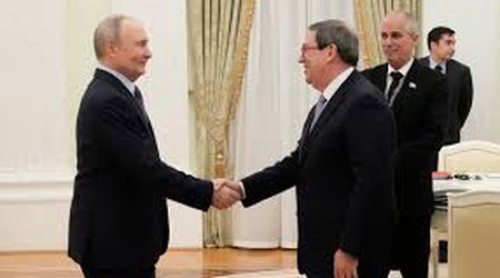 Путин назвал неприемлемыми новые санкции против Кубы