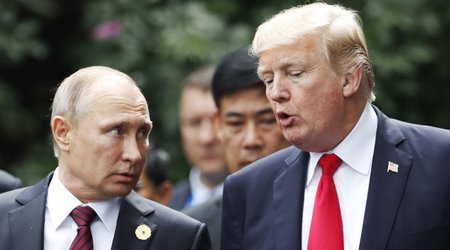 Трамп продлил санкции против России