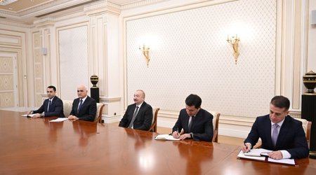 İlham Əliyev İran nümayəndə heyətini qəbul edib