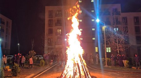 Первый праздничный костер зажжен в Агдаме