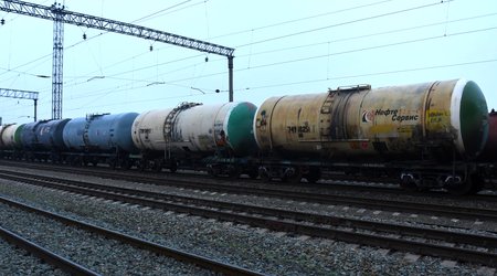 Azərbaycandan Ermənistana 4 500 ton dizel yanacağı Güzdəkdən yola salınır