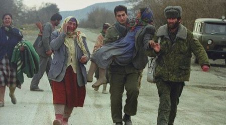 Азербайджан отмечает 34-ю годовщину Ходжалинской трагедии