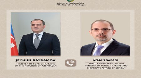 Bayramov iordaniyalı həmkarı ilə Yaxın Şərqdəki mövcud vəziyyəti müzakirə edib