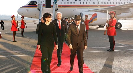 Пашинян прилетел в Тбилиси