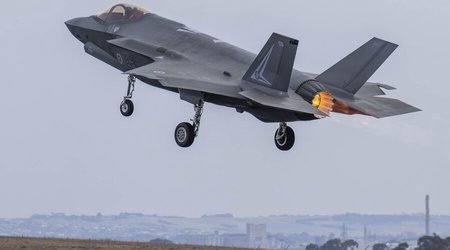 Израиль нанес удары по военным объектам Ирана в Исфахане и Ширазе
