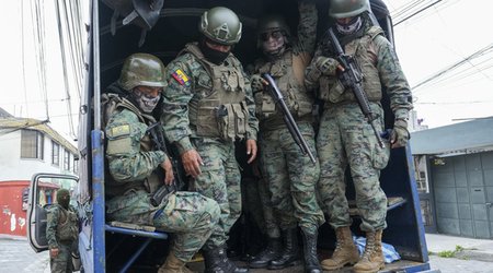 Военные США и Эквадора провели совместную операцию против наркокартелей