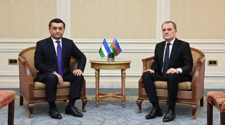 Azərbaycan və Özbəkistan XİN rəhbərləri Yaxın Şərqdəki gərginliyi müzakirə ediblər