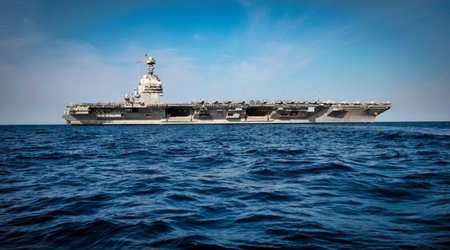 Пожар на американском авианосце