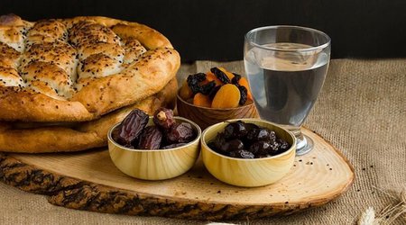 Ramazanın iyirmi üçüncü gününün duası - İmsak və iftar vaxtı
