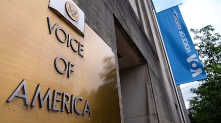 Трамп проиграл суд, «Голос Америки» возобновляет работу