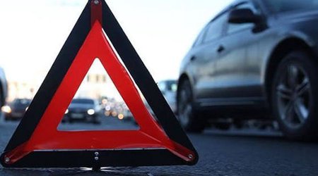 Neftçalada avtomobil qadını vuraraq öldürüb