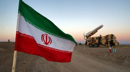 КСИР заявил о ракетных ударах по военным база в ОАЭ и Кувейте