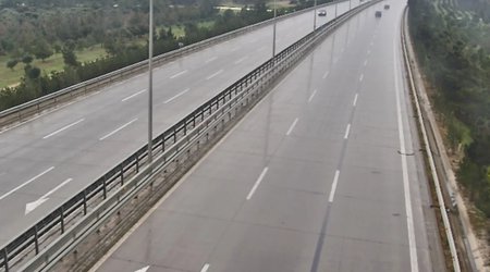 Bu yolda sürət həddiendirilib