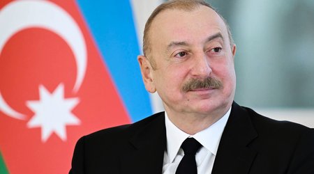 Prezident həmkarını təbrik edib