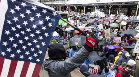 Американцы выходят на протесты против Трампа