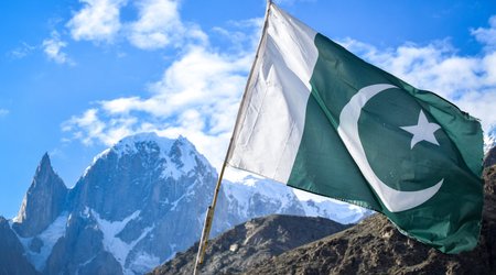 Terrorist attack on gas pipeline cuts supply in western Pakistan