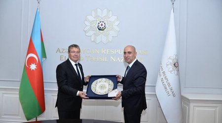Emin Əmrullayev Şimali Kipr Türk Respublikasının Baş naziri ilə görüşüb